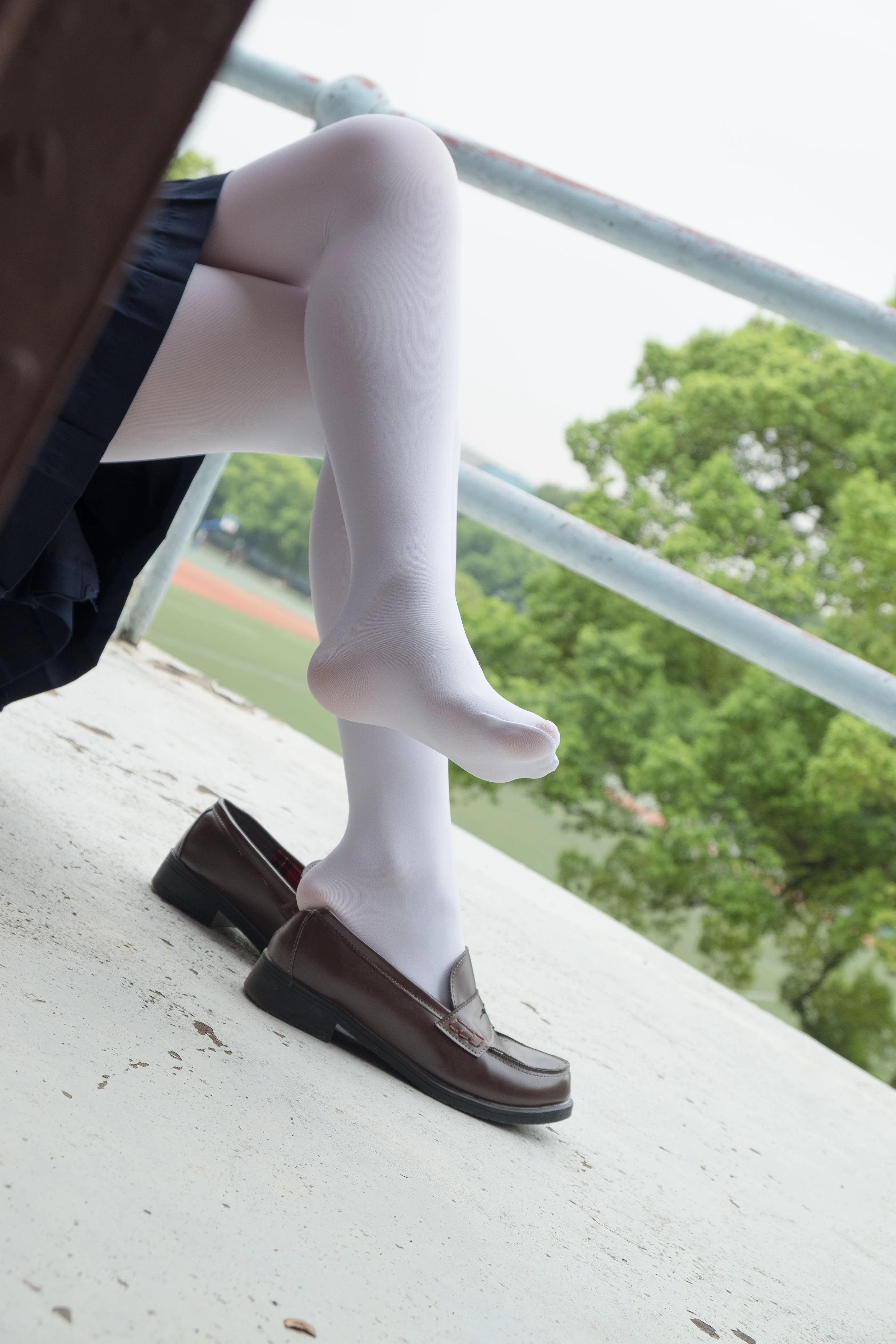 森萝财团 R15-034 [102P]插图6